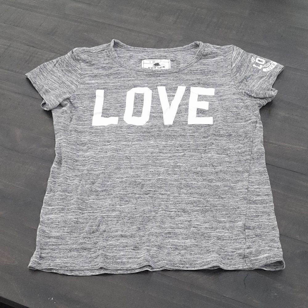 Reflex t-shirt size medium 